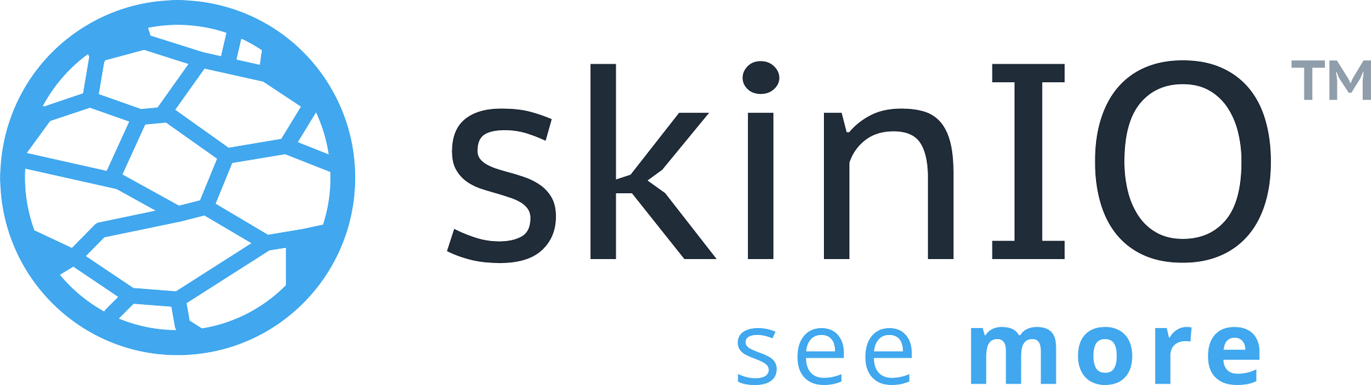 A patient at the front desk while staff is scheduling an appointment with practice management and EMA, an ophthalmology PM software suite